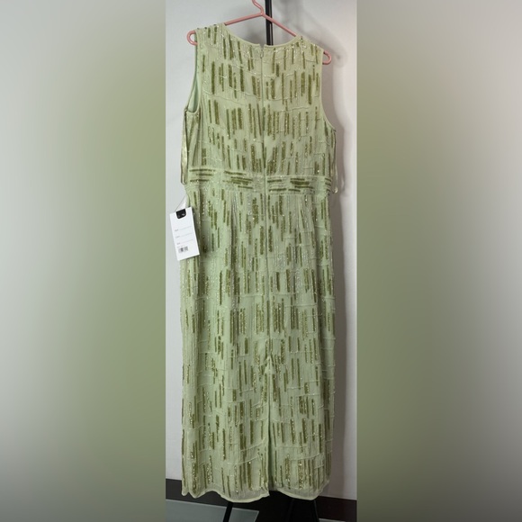 NEW MAC DUGGAL ABSTRACT BEADED SLEEVELESS MIDI SHEATH DRESS - Picture 8 of 12